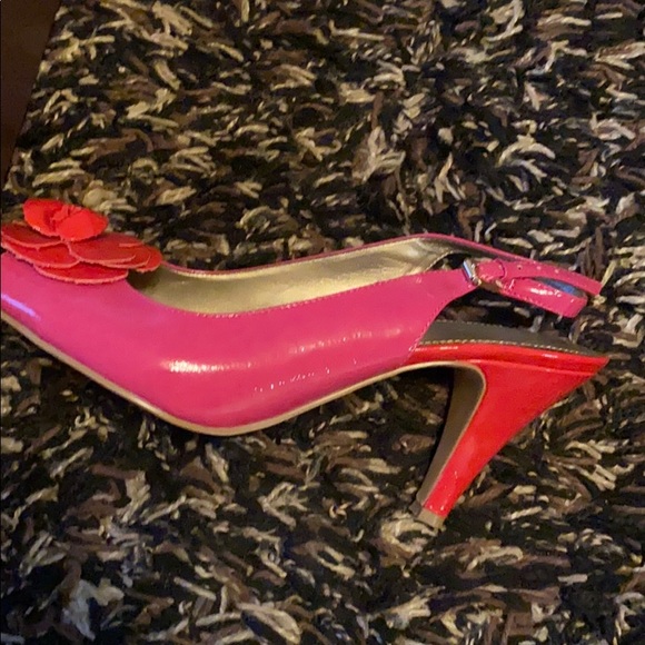Red/pink heels - Picture 2 of 5